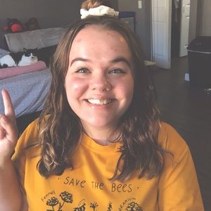 Meet your Posher, Aisha